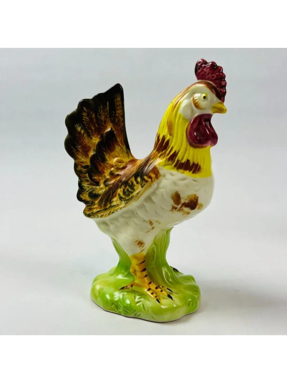 Vintage Rooster Figurine Pair Hand Painted Ceramic Farmhouse Kitchen Decor Japan